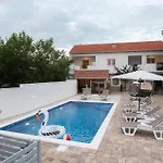 Kuca Za Odmor Ivana Pridraga